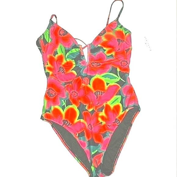 Sanctuary Other - Sanctuary Swim Women's Savage Gardener Cinch One Piece Swimsuit
